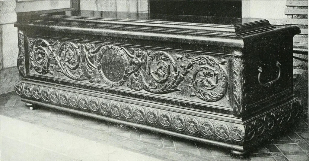 An illustration from A history of oak furniture, 1920, leaf 101