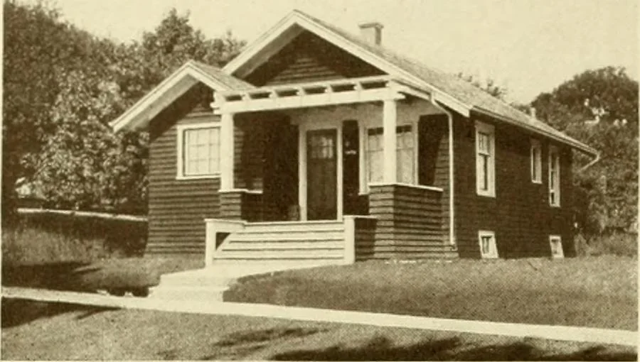 An illustration from Homes of character., 1920, leaf 127
