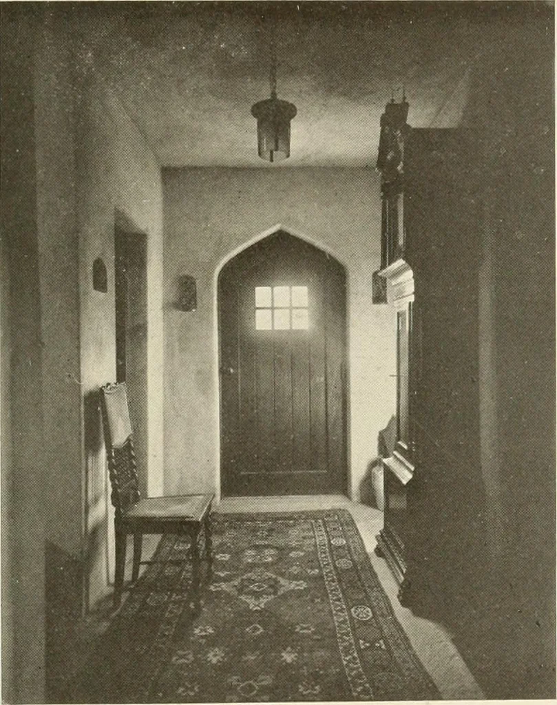 An illustration from Homes of moderate size; a collection of photographs and plans of modern suburban and country homes, following the colonial, Italian and English architectural styles, and arranged accordingly, 1921, leaf 116