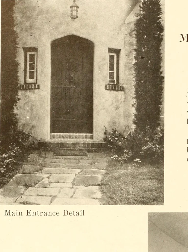 An illustration from Homes of moderate size; a collection of photographs and plans of modern suburban and country homes, following the colonial, Italian and English architectural styles, and arranged accordingly, 1921, leaf 125