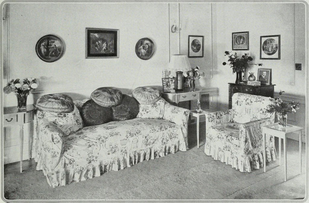 An illustration from House & garden's book of interiors, containing over three hundred illustrations of living rooms, dining rooms, libraries, halls, bedrooms, porches, breakfast rooms, nurseries, kitchens, bathrooms and the use of decorative accessories and curtains, together with practical suggestions for the furnishing and decorating of each type of room in the house, 1920, leaf 24