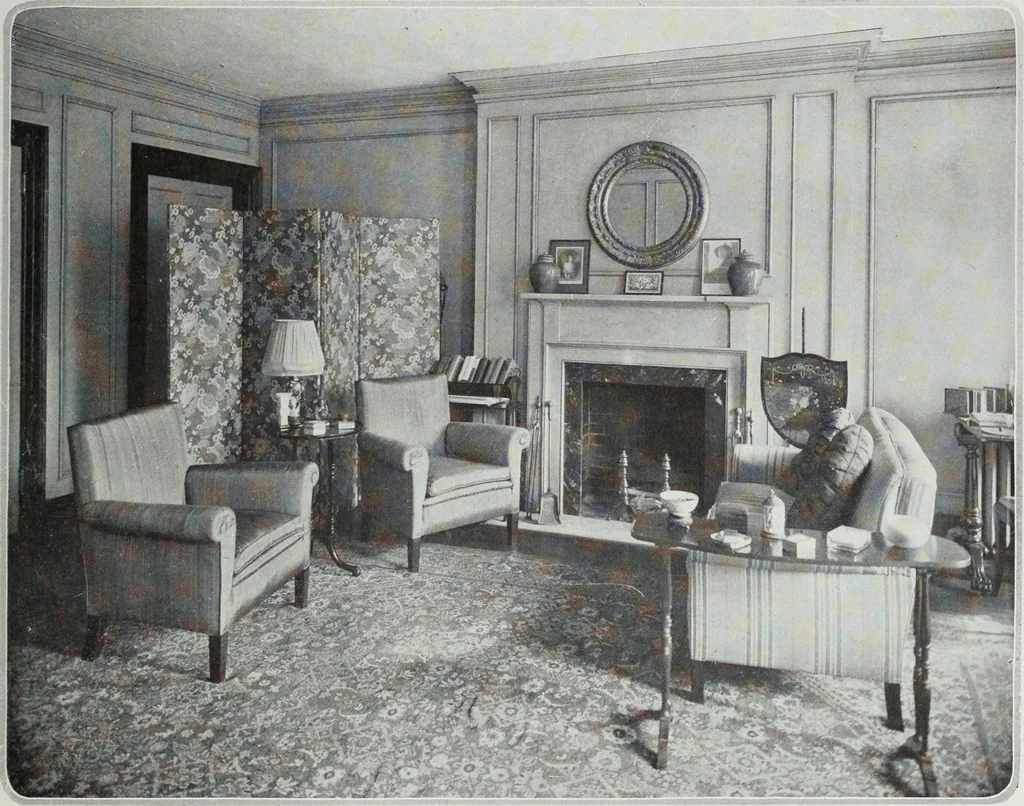 An illustration from House & garden's book of interiors, containing over three hundred illustrations of living rooms, dining rooms, libraries, halls, bedrooms, porches, breakfast rooms, nurseries, kitchens, bathrooms and the use of decorative accessories and curtains, together with practical suggestions for the furnishing and decorating of each type of room in the house, 1920, leaf 26