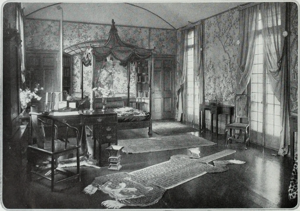 An illustration from House & garden's book of interiors, containing over three hundred illustrations of living rooms, dining rooms, libraries, halls, bedrooms, porches, breakfast rooms, nurseries, kitchens, bathrooms and the use of decorative accessories and curtains, together with practical suggestions for the furnishing and decorating of each type of room in the house, 1920, leaf 63
