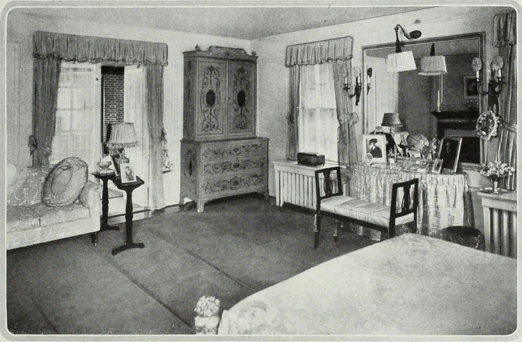 An illustration from House & garden's book of interiors, containing over three hundred illustrations of living rooms, dining rooms, libraries, halls, bedrooms, porches, breakfast rooms, nurseries, kitchens, bathrooms and the use of decorative accessories and curtains, together with practical suggestions for the furnishing and decorating of each type of room in the house, 1920, leaf 64