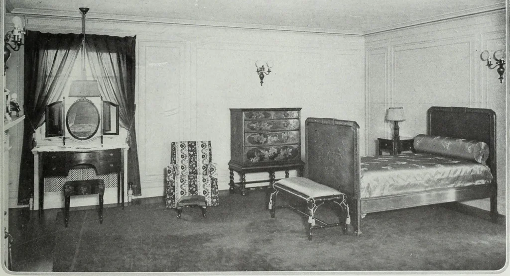 An illustration from House & garden's book of interiors, containing over three hundred illustrations of living rooms, dining rooms, libraries, halls, bedrooms, porches, breakfast rooms, nurseries, kitchens, bathrooms and the use of decorative accessories and curtains, together with practical suggestions for the furnishing and decorating of each type of room in the house, 1920, leaf 66