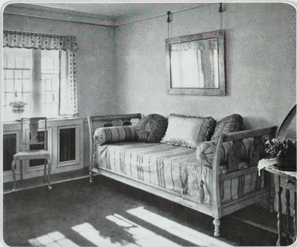 An illustration from House & garden's book of interiors, containing over three hundred illustrations of living rooms, dining rooms, libraries, halls, bedrooms, porches, breakfast rooms, nurseries, kitchens, bathrooms and the use of decorative accessories and curtains, together with practical suggestions for the furnishing and decorating of each type of room in the house, 1920, leaf 71