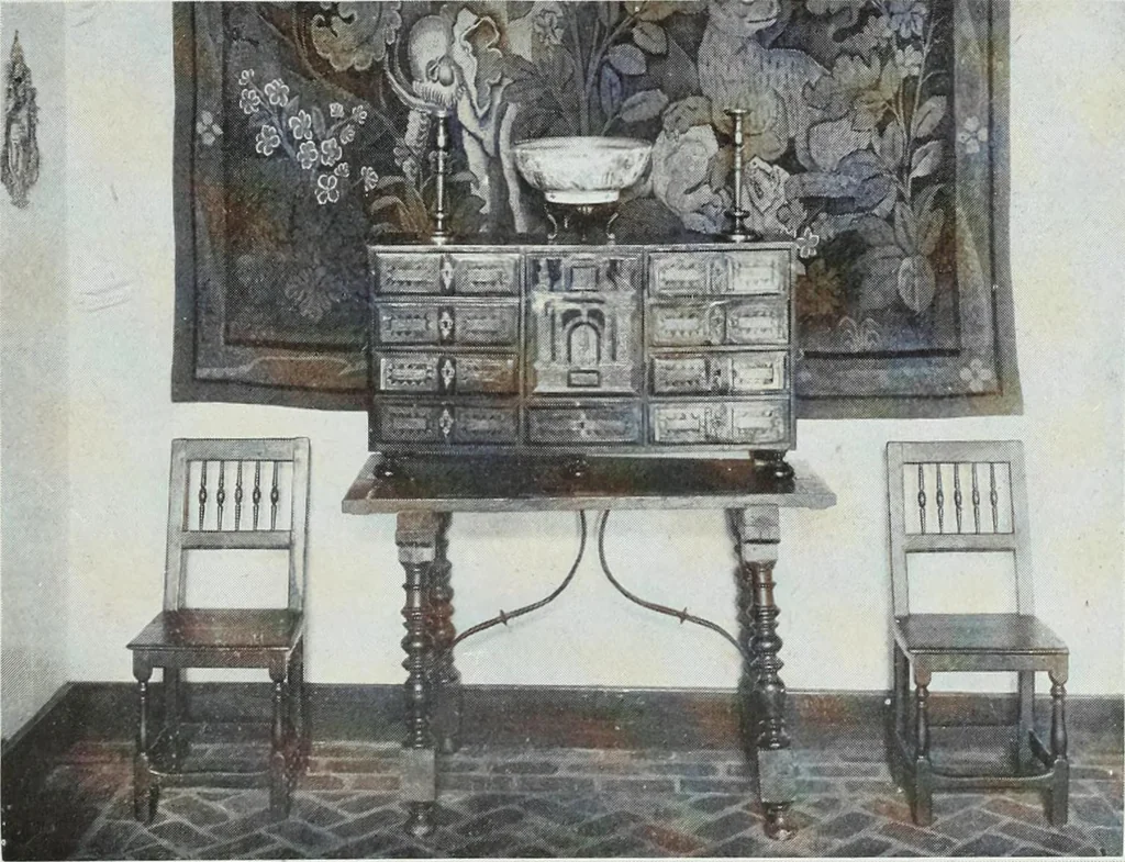 An illustration from House & garden's book of interiors, containing over three hundred illustrations of living rooms, dining rooms, libraries, halls, bedrooms, porches, breakfast rooms, nurseries, kitchens, bathrooms and the use of decorative accessories and curtains, together with practical suggestions for the furnishing and decorating of each type of room in the house, 1920, leaf 86