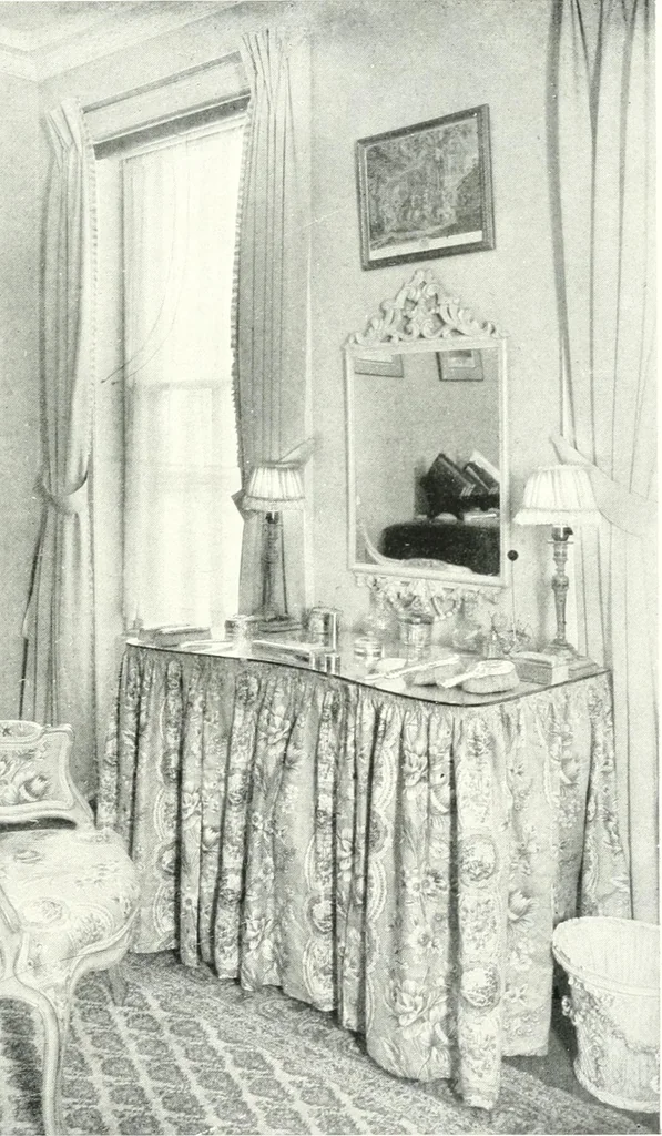 An illustration from The house in good taste, illustrated with photographs in color and black and white, 1915, leaf 244