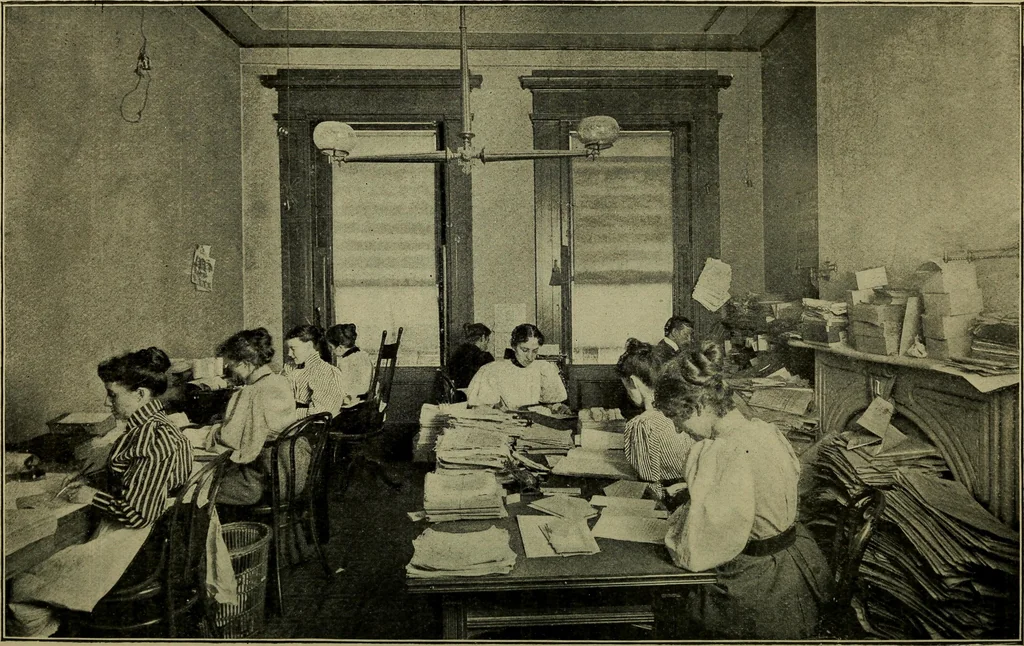 An illustration from How to get a patent; a complete compendium of useful information for inventors, 1896, leaf 39