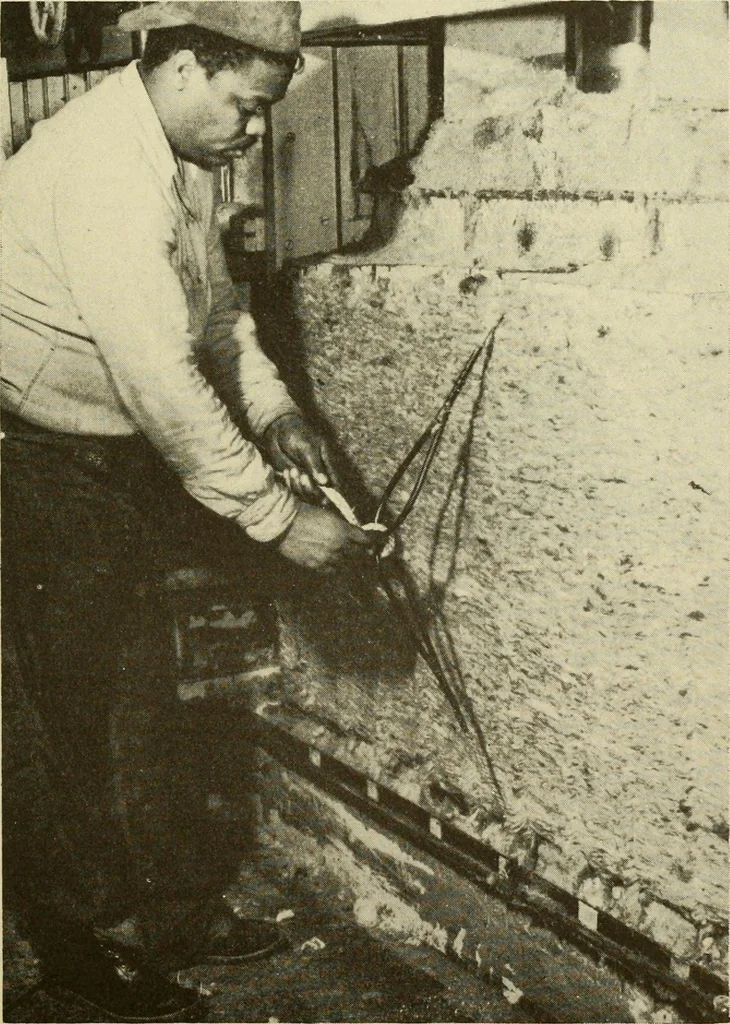 An illustration from How to improve woolen and worsted mill operations, 1900, leaf 62