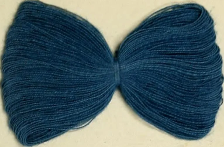 An illustration from Hydron blue G and R, patented paste 20% and powder, 1911, leaf 26