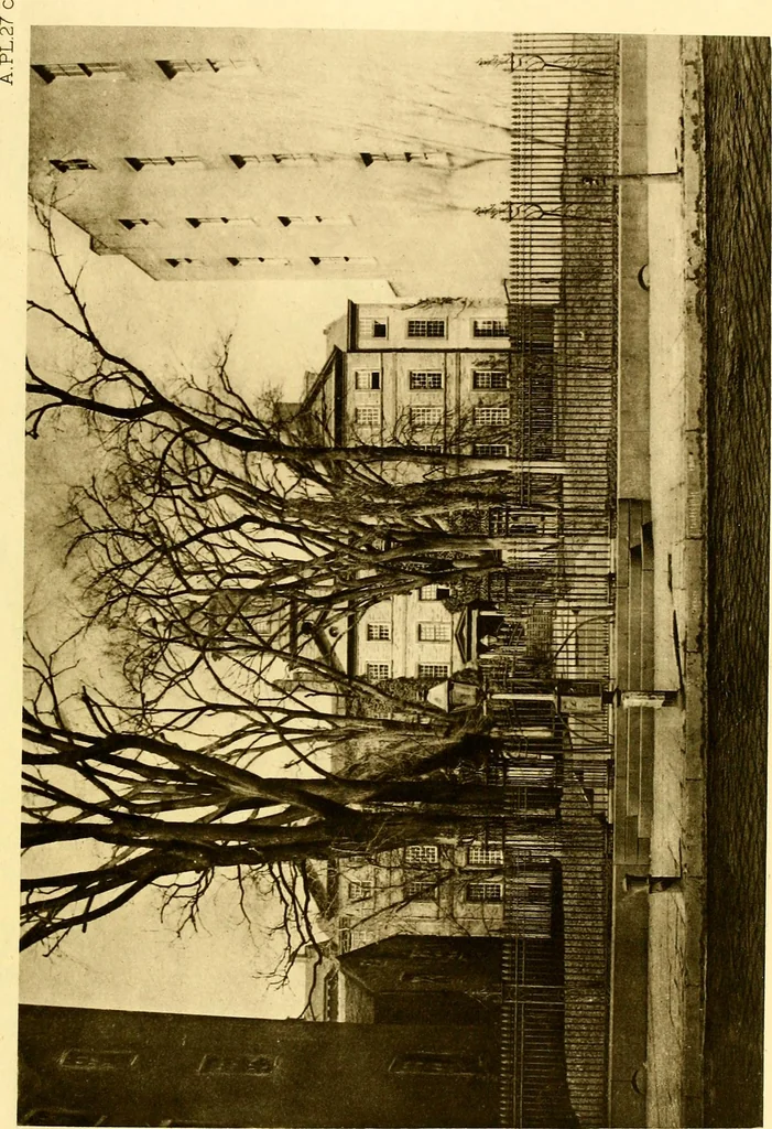 An illustration from The iconography of Manhattan Island, 1498-1909 : compiled from original sources and illustrated by photo-intaglio reproductions of important maps, plans, views, and documents in public and private collections, 1915, leaf 733