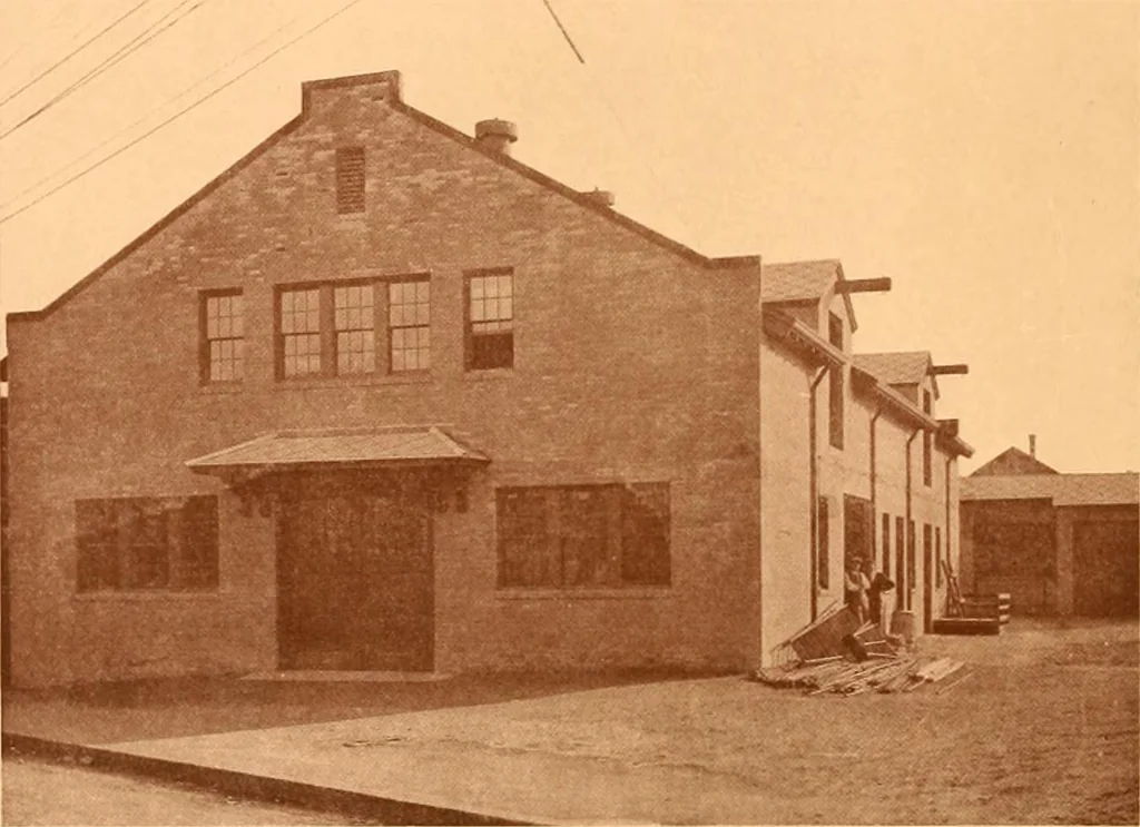 An illustration from Ideal homes / by W. F. Barlow, Jr., 1913, leaf 103