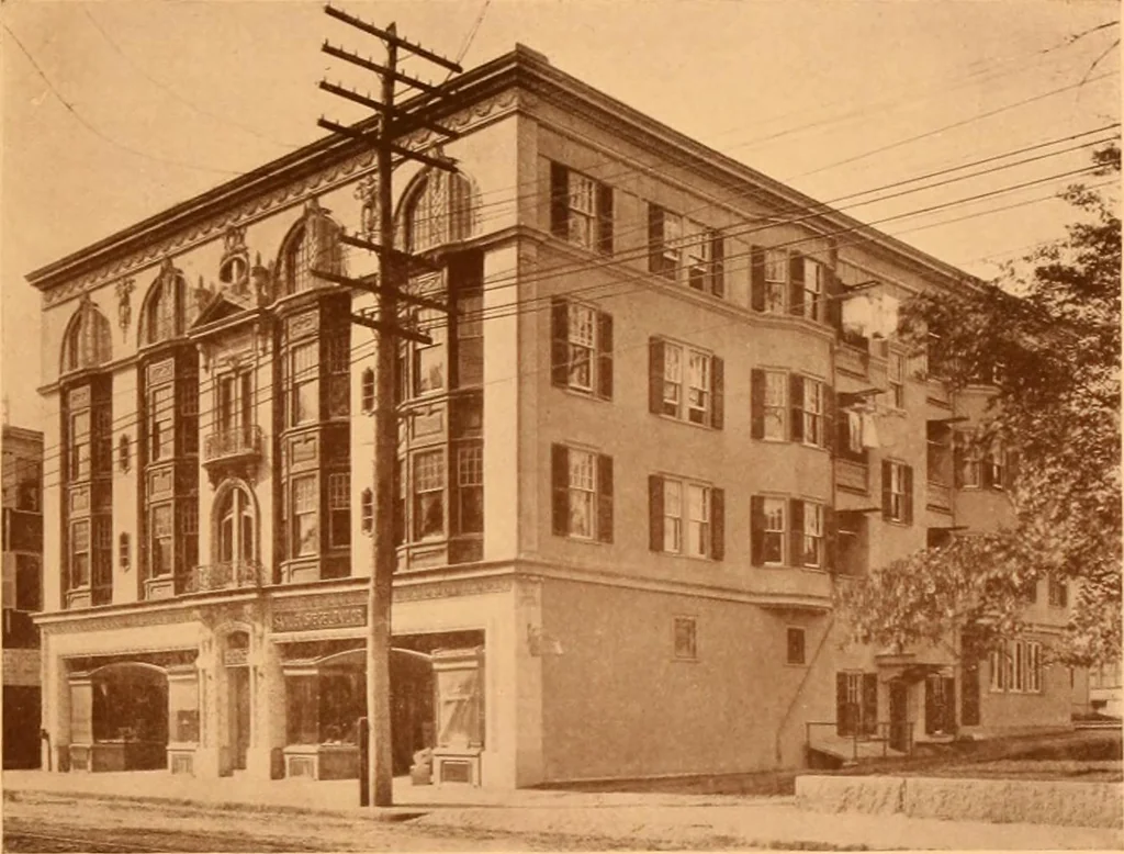 An illustration from Ideal homes / by W. F. Barlow, Jr., 1913, leaf 8