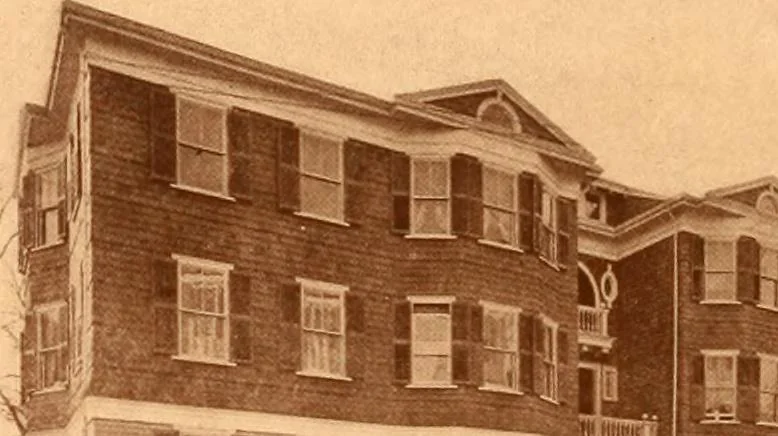 An illustration from Ideal homes / by W. F. Barlow, Jr., 1913, leaf 91