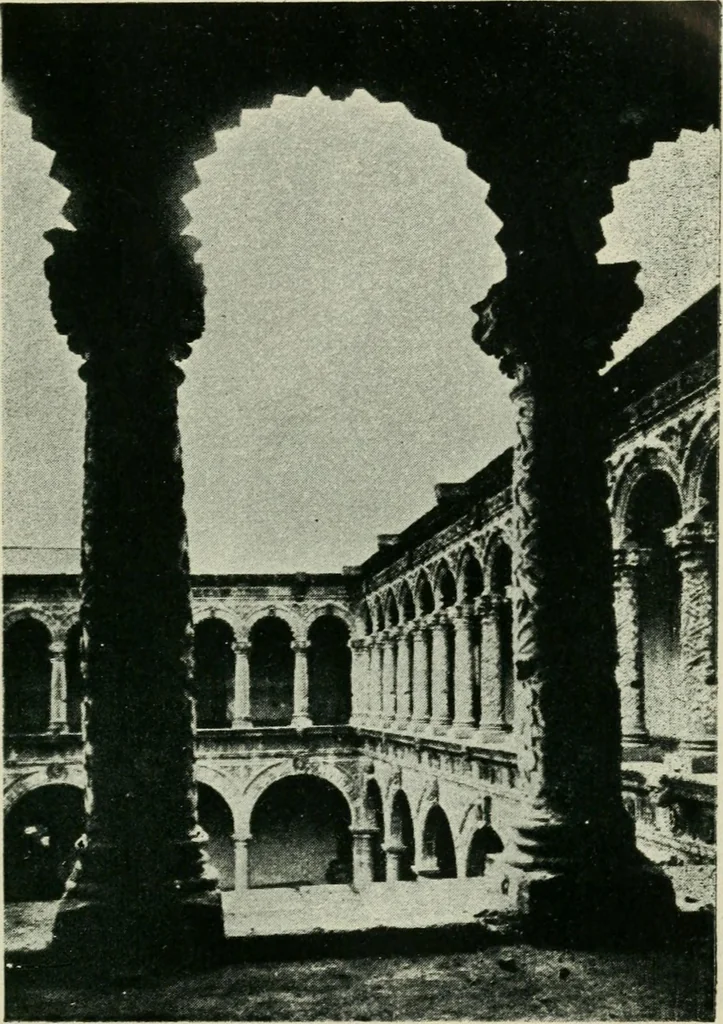 An illustration from Iglesias y conventos de la ciudad de Mexico; 97 ilustraciones, 1920, leaf 132