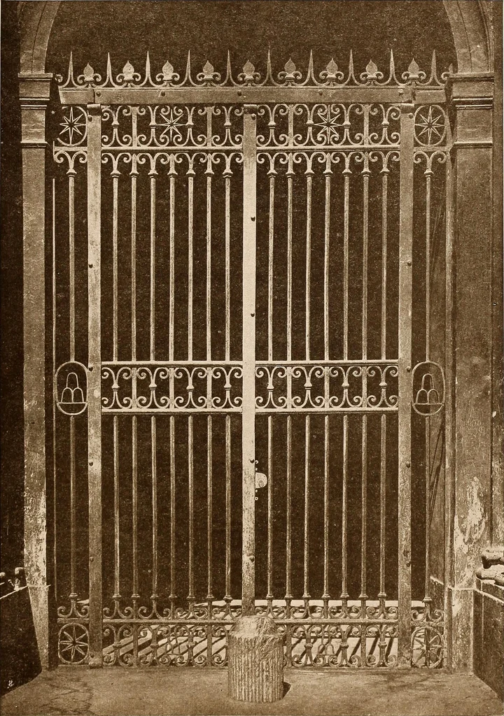 An illustration from Il ferro nell'arte italiana;, 1910, leaf 168