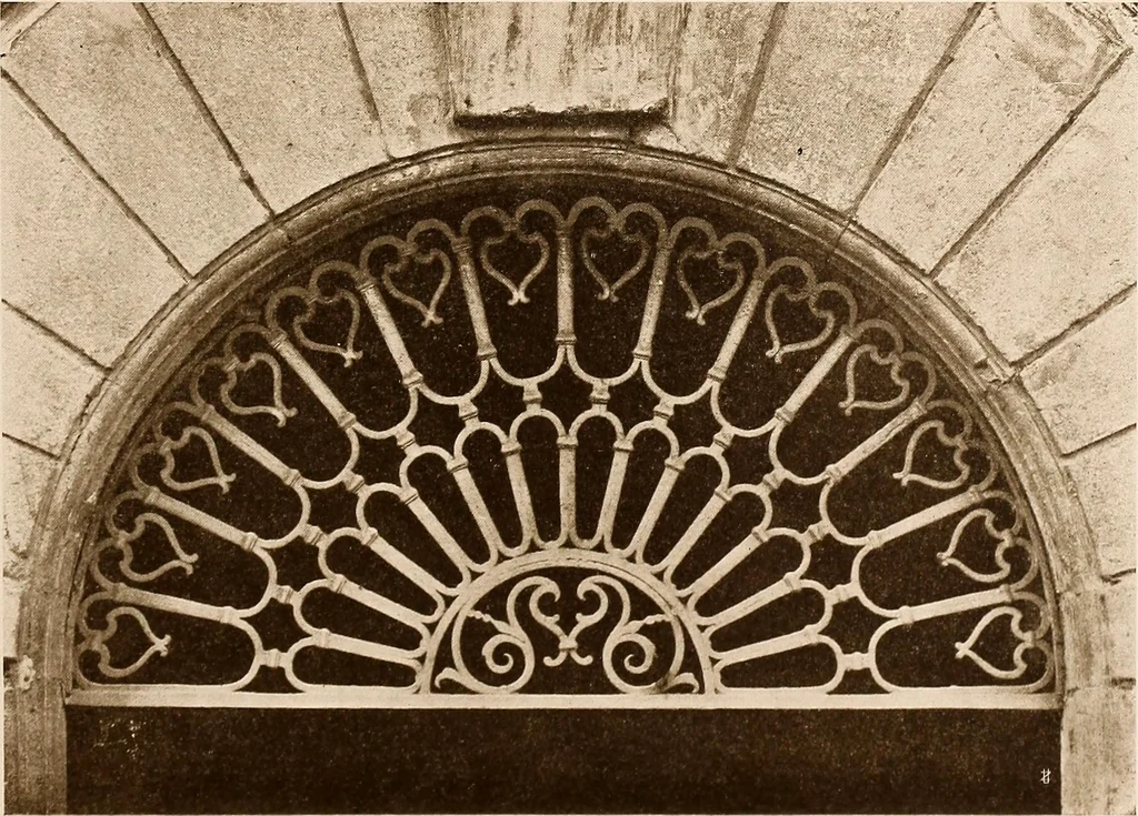 An illustration from Il ferro nell'arte italiana;, 1910, leaf 200