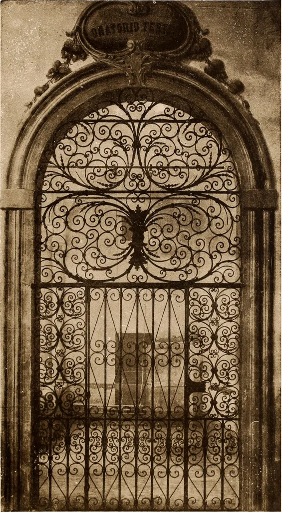 An illustration from Il ferro nell'arte italiana;, 1910, leaf 232