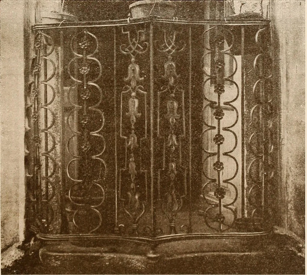 An illustration from Il ferro nell'arte italiana;, 1910, leaf 292