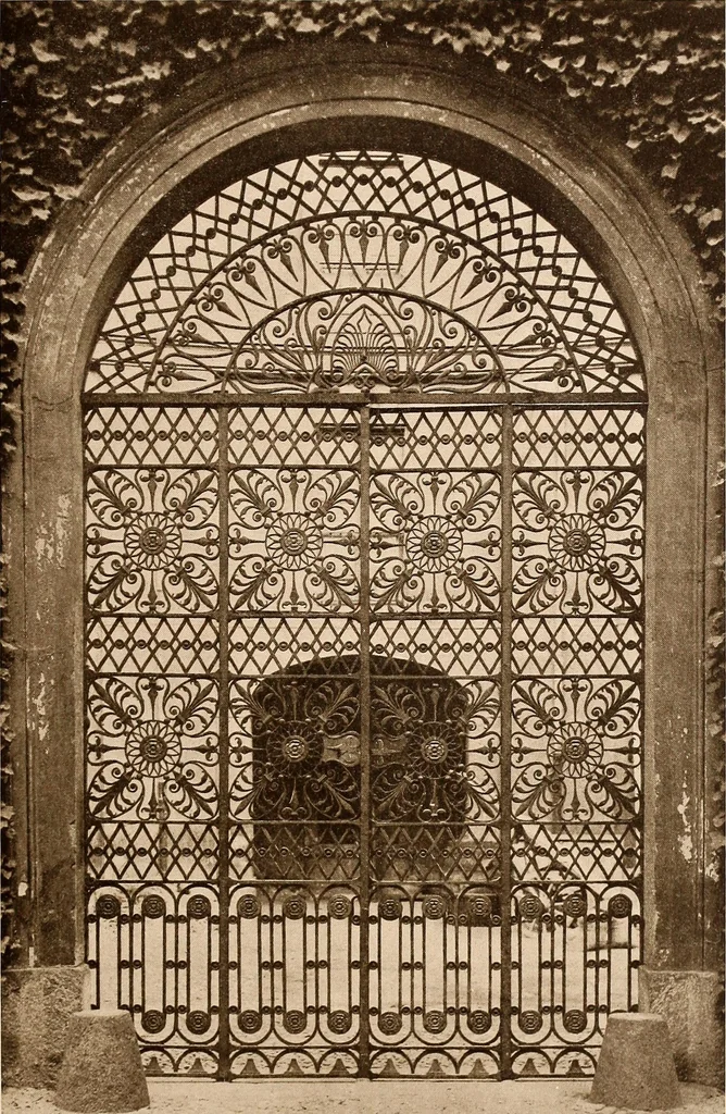 An illustration from Il ferro nell'arte italiana;, 1910, leaf 316