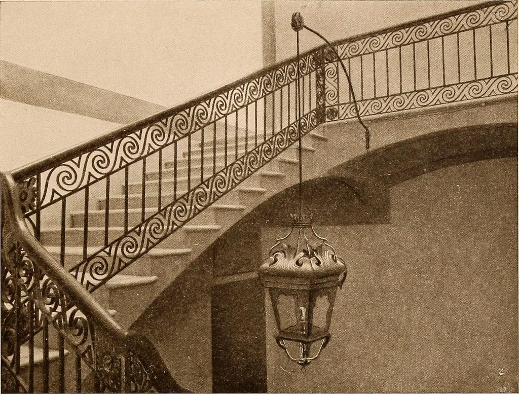 An illustration from Il ferro nell'arte italiana;, 1910, leaf 324