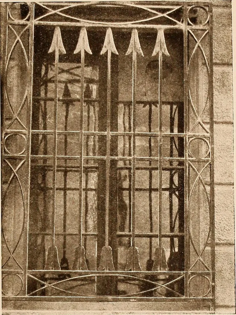 An illustration from Il ferro nell'arte italiana;, 1910, leaf 328