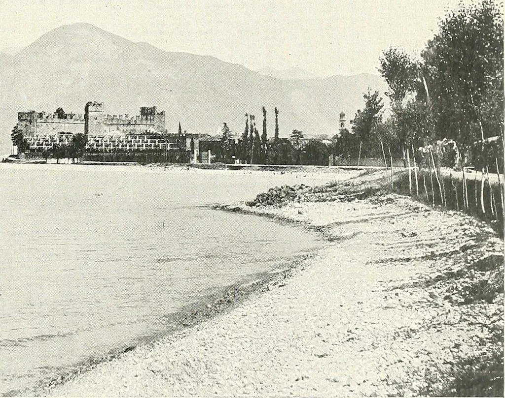 An illustration from Il Lago di Garda;, 1904, leaf 138