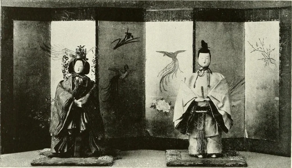 An illustration from Illustrated catalogue of a remarkable collection of ancient oriental imperial treasures of rare artistic distinction, recently procured in China and Japan, to be sold at unrestricted public sale by direction of the well-known firm of Messrs. Yamanaka & Co. .., 1916, leaf 135