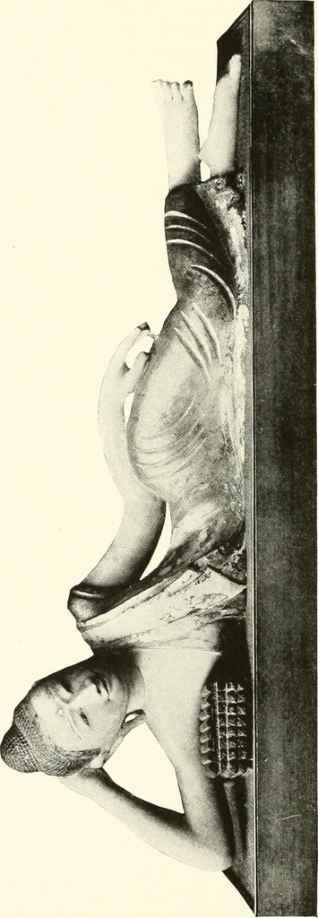 An illustration from Illustrated catalogue of a remarkable collection of ancient oriental imperial treasures of rare artistic distinction, recently procured in China and Japan, to be sold at unrestricted public sale by direction of the well-known firm of Messrs. Yamanaka & Co. .., 1916, leaf 161