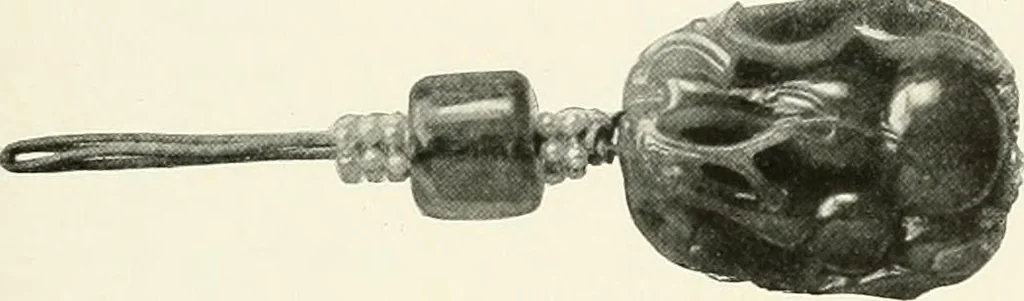 An illustration from Illustrated catalogue of a remarkable collection of ancient oriental imperial treasures of rare artistic distinction, recently procured in China and Japan, to be sold at unrestricted public sale by direction of the well-known firm of Messrs. Yamanaka & Co. .., 1916, leaf 26