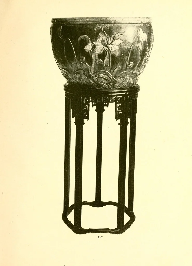 An illustration from Illustrated catalogue of a remarkable collection of early Chinese pottery porcelains and bronzes of the Han, T'Ang, Sung, Yuan and Ming dynasties including many mortuary objects which rank in archaeological importance with the specimens found in Egyptian tombs, and other rare objects which are of uncommon interest to connoisseurs, amateurs and art institutions, 1912, leaf 109