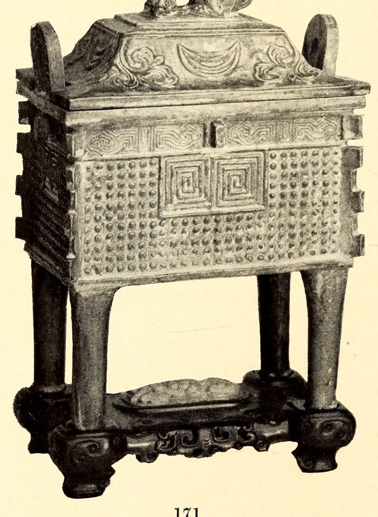 An illustration from Illustrated catalogue of a remarkable collection of early Chinese pottery porcelains and bronzes of the Han, T'Ang, Sung, Yuan and Ming dynasties including many mortuary objects which rank in archaeological importance with the specimens found in Egyptian tombs, and other rare objects which are of uncommon interest to connoisseurs, amateurs and art institutions, 1912, leaf 90
