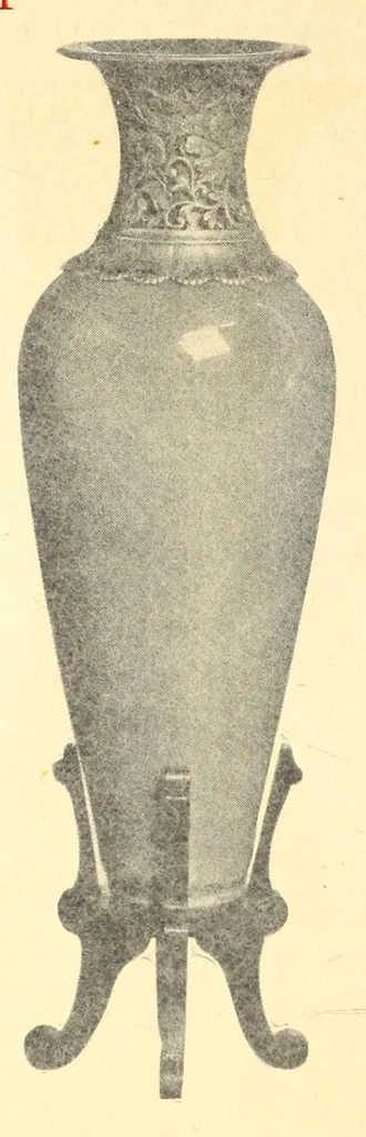 An illustration from Illustrated catalogue of antique oriental porcelains : Collected by an amateur of New York, 1914, leaf 146