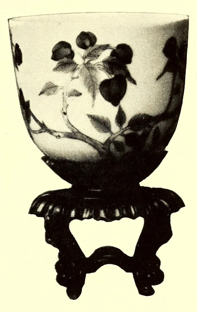 An illustration from Illustrated catalogue of the important collection of antique Chinese porcelains, Sung and Ming potteries, ancient stone sculptures carved jades and other hard stones snuf bottles, Mandarin necklaces, bronzes, enamels, palace furniture and wall panels and a number of rare and fine ancient Chinese paintings of the Sung and Ming periods, 1917, leaf 87