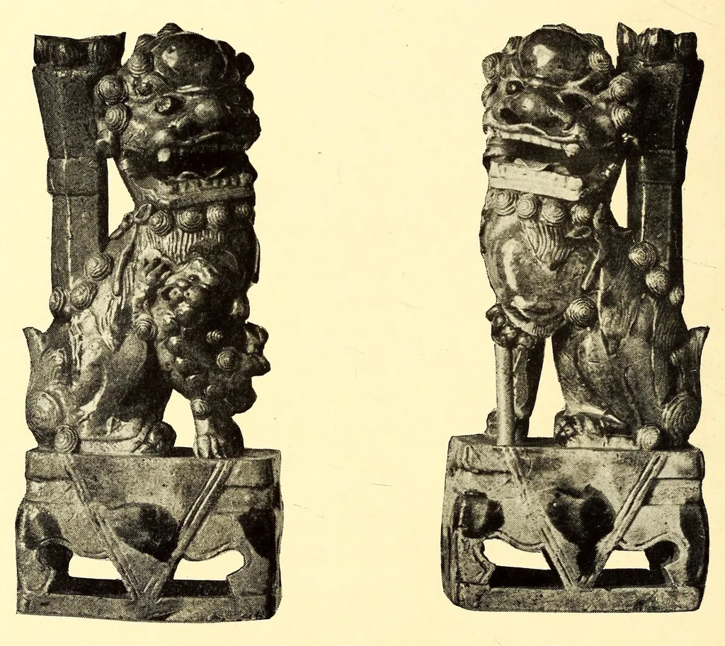 An illustration from Illustrated catalogue of the very important collection of rare and beautiful old Chinese porcelains, jades and other choice cabinet specimens : collected by the late Edward Wassermann of New York City, 1916, leaf 140