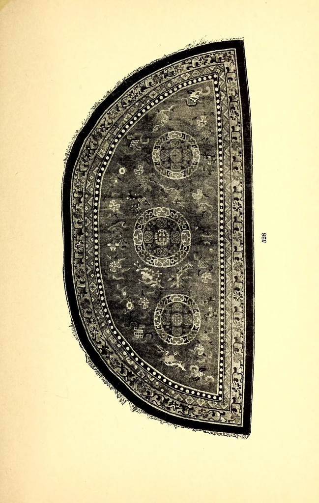 An illustration from Illustrated catalogue of an important collection of antique Chinese porcelains, ancient pottery, fine jades and agates, cloisonne enamels, beautiful snuff bottles, carved rhinoceros horn, bronzes and other objects : formed by Ernest Marsh, J.P. of Haselmore, Surrey, England .., 1916, leaf 129