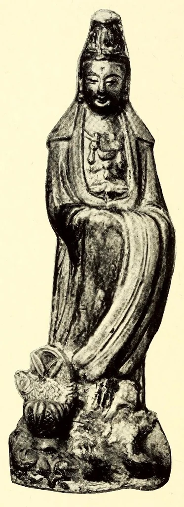 An illustration from Illustrated catalogue of an important collection of antique Chinese porcelains, ancient pottery, fine jades and agates, cloisonne enamels, beautiful snuff bottles, carved rhinoceros horn, bronzes and other objects : formed by Ernest Marsh, J.P. of Haselmore, Surrey, England .., 1916, leaf 90