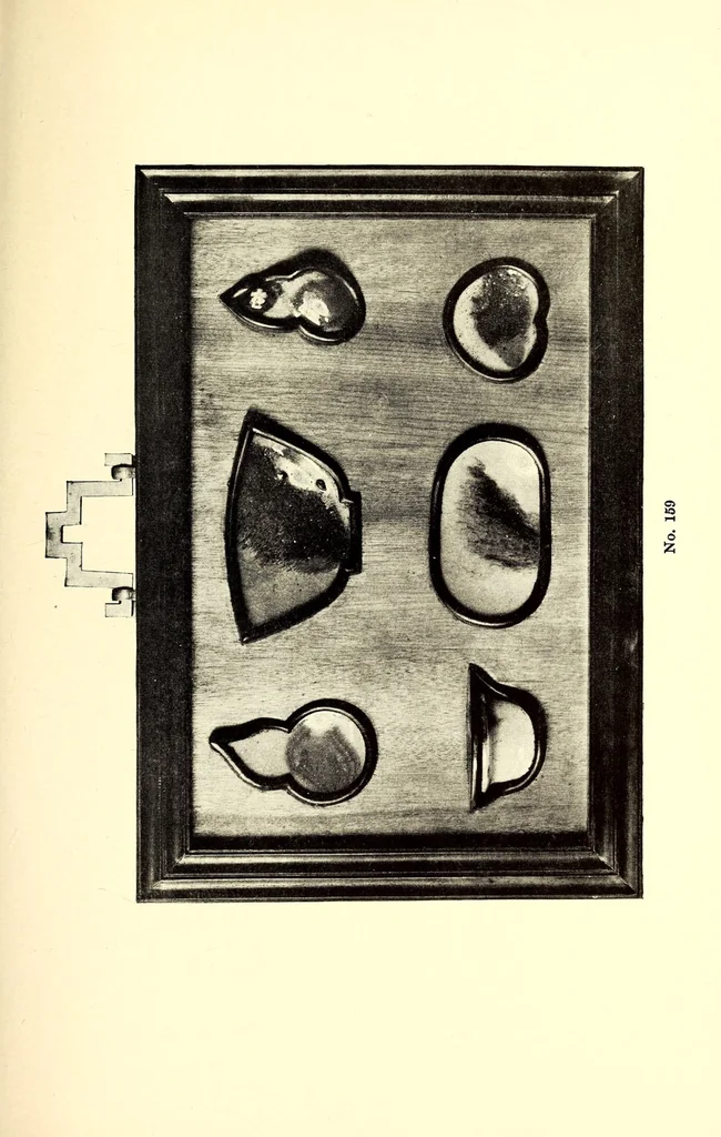 An illustration from Illustrated catalogue of antique Chinese bronzes, porcelains, pottery ,tomb, jades and rare old Chinese paintings : belonging to the well-known connoisseur Dr. John C. Ferguson, counsellor of the Department of State, Pekin, 1916, leaf 59