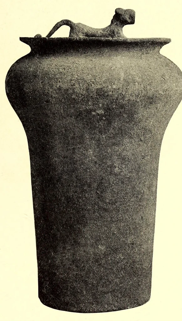 An illustration from Illustrated catalogue of antique Chinese bronzes, porcelains, pottery ,tomb, jades and rare old Chinese paintings : belonging to the well-known connoisseur Dr. John C. Ferguson, counsellor of the Department of State, Pekin, 1916, leaf 81