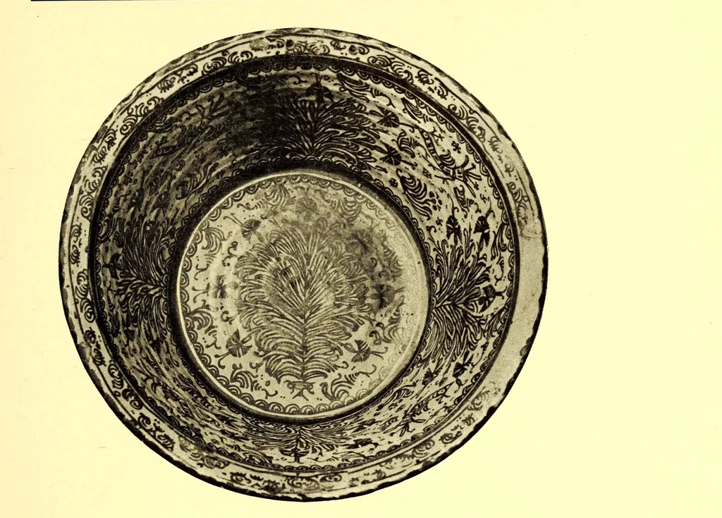 An illustration from Illustrated catalogue of the important and interesting collection of beautiful pottery vases of Eastern origin dating from the sixth century B.C. to the eighteenth century A.D. : being the collection of the widely known connoisseur Mr. Thomas B. Clarke of New York City, 1917, leaf 159