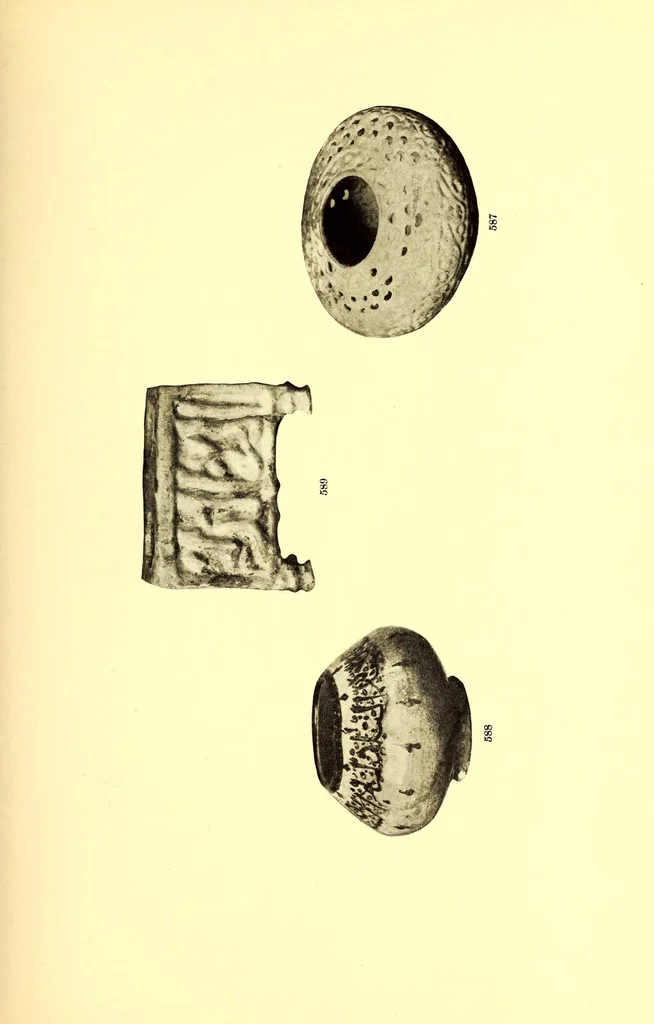 An illustration from Illustrated catalogue of the important and interesting collection of beautiful pottery vases of Eastern origin dating from the sixth century B.C. to the eighteenth century A.D. : being the collection of the widely known connoisseur Mr. Thomas B. Clarke of New York City, 1917, leaf 171