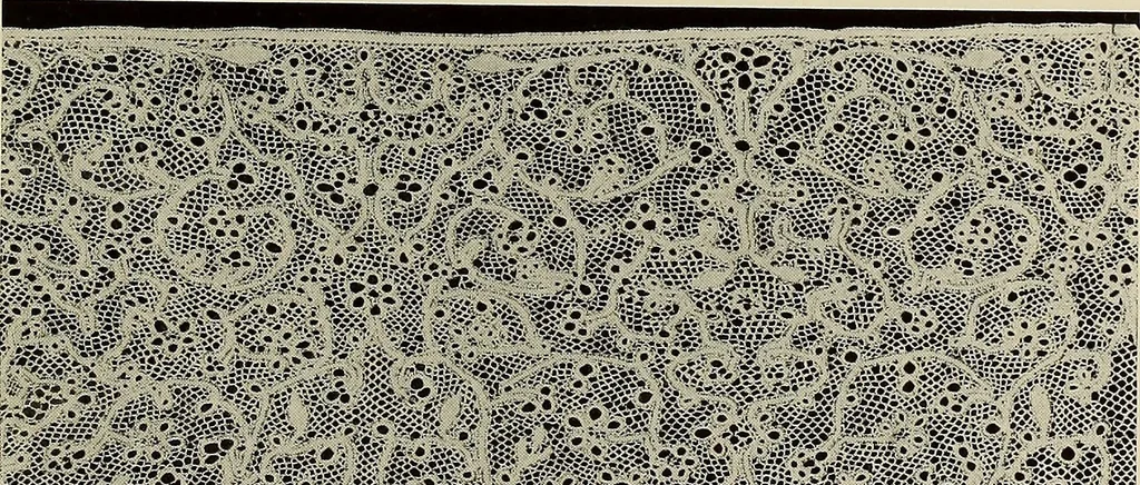 An illustration from Illustrated catalogue of rare and beautiful Sixteenth and Seventeenth century laces collected during twenty years by Leone Ricci, Esq. of Florence, 1915, leaf 64