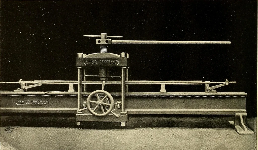 An illustration from Illustrated catalogue and general description of improved machine tools for working metal, 1899, leaf 235