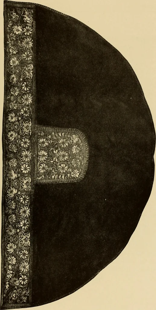 An illustration from Illustrated catalogue of the extraordinary collection of art treasures and antiquities acquired during the past year by Professore Commendatore Elia Volpi ... to be sold at unrestricted public sale at the American Art Galleries [on Monday, Tuesday and Wednesday afternoon, Dec. 17th, 18th and 19th, 1917], 1917, leaf 118