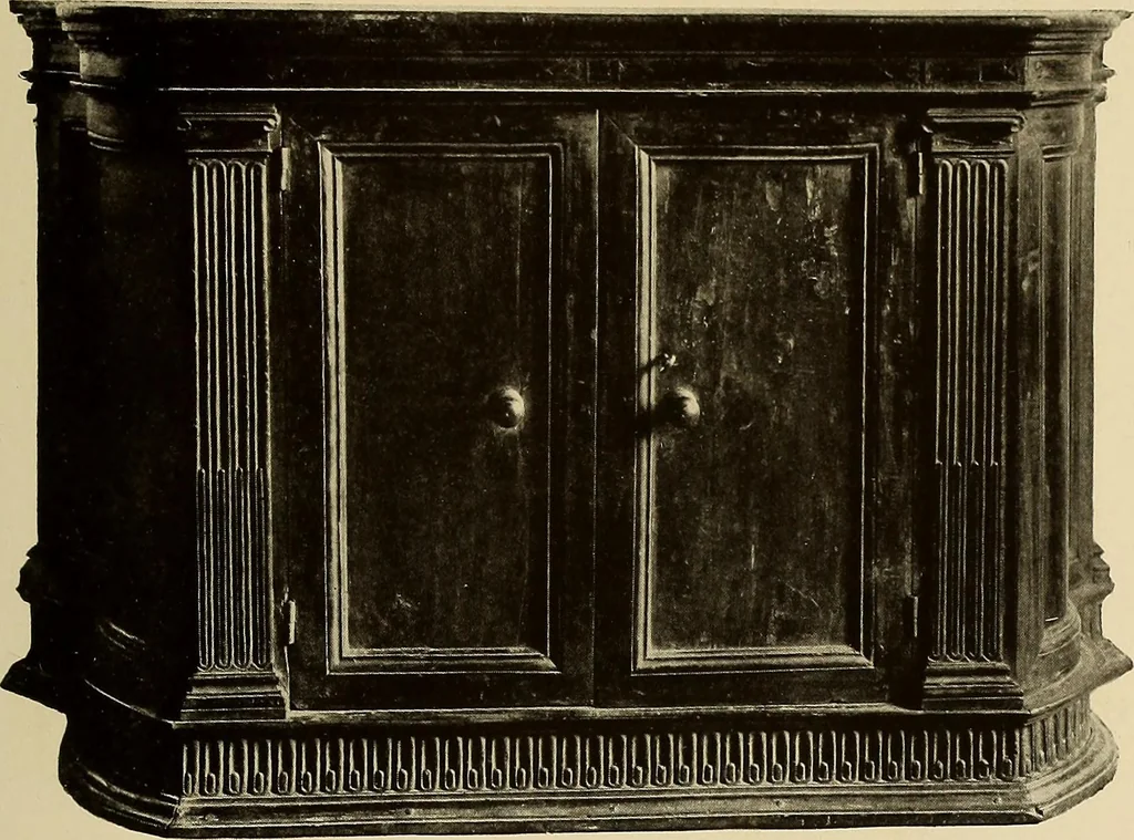An illustration from Illustrated catalogue of the extraordinary collection of art treasures and antiquities acquired during the past year by Professore Commendatore Elia Volpi ... to be sold at unrestricted public sale at the American Art Galleries [on Monday, Tuesday and Wednesday afternoon, Dec. 17th, 18th and 19th, 1917], 1917, leaf 172