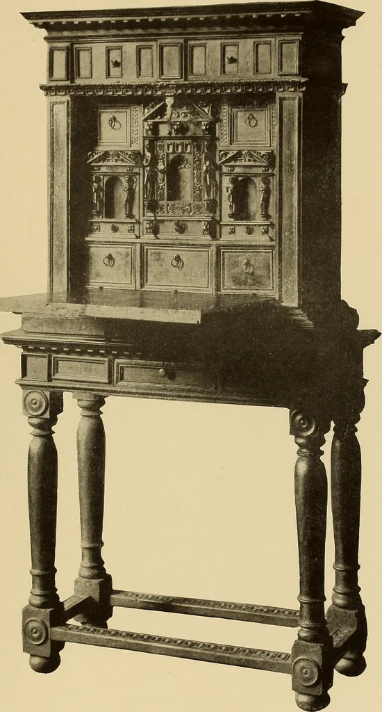 An illustration from Illustrated catalogue of the extraordinary collection of art treasures and antiquities acquired during the past year by Professore Commendatore Elia Volpi ... to be sold at unrestricted public sale at the American Art Galleries [on Monday, Tuesday and Wednesday afternoon, Dec. 17th, 18th and 19th, 1917], 1917, leaf 324
