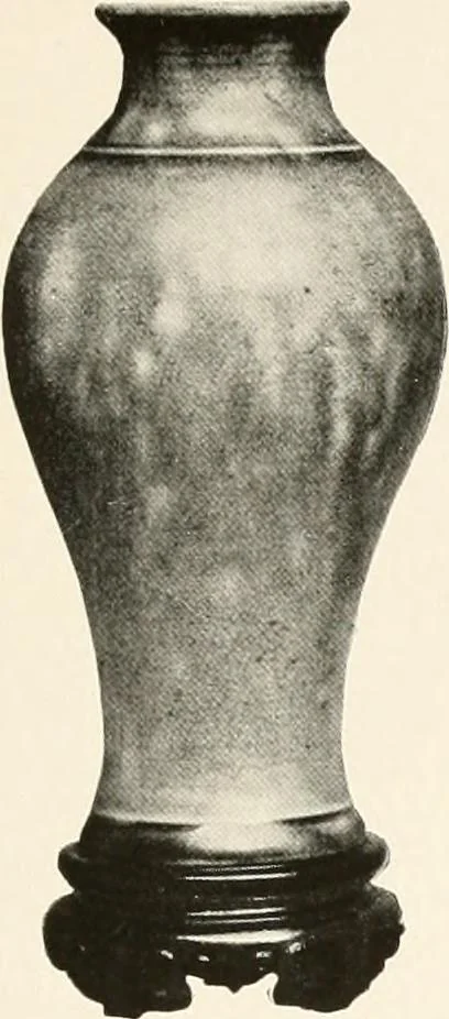 An illustration from Illustrated catalogue of the remarkable collection of ancient Chinese bronzes, beautiful old porcelains, amber and stone carvings, sumptuous eighteenth century brocades, interesting old paintings on glas and fine old carpets, rugs and furniture, from ancient palaces and temples of China comprising the private collection of a Chinese nobleman of Tien-Tsin, 1914, leaf 134