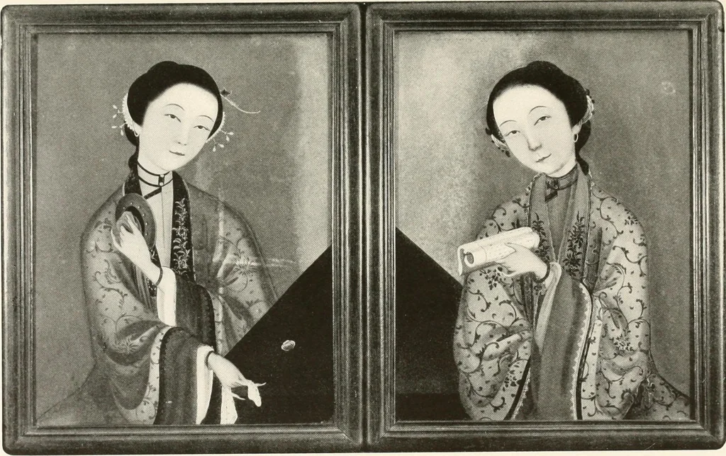 An illustration from Illustrated catalogue of the remarkable collection of ancient Chinese bronzes, beautiful old porcelains, amber and stone carvings, sumptuous eighteenth century brocades, interesting old paintings on glas and fine old carpets, rugs and furniture, from ancient palaces and temples of China comprising the private collection of a Chinese nobleman of Tien-Tsin, 1914, leaf 222