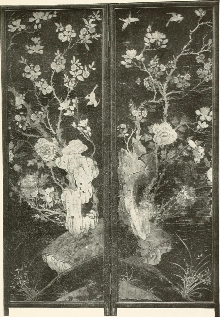 An illustration from Illustrated catalogue of the remarkable collection of ancient Chinese bronzes, beautiful old porcelains, amber and stone carvings, sumptuous eighteenth century brocades, interesting old paintings on glas and fine old carpets, rugs and furniture, from ancient palaces and temples of China comprising the private collection of a Chinese nobleman of Tien-Tsin, 1914, leaf 262